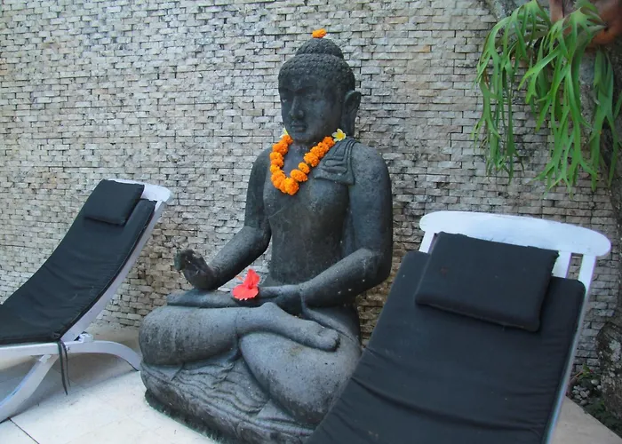 Yauda - Charming 3br W/private Pool & Garden * Seminyak
