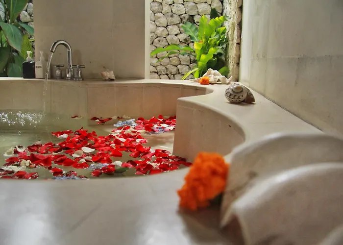 Yauda - Charming 3br W/private Pool & Garden Villa Seminyak