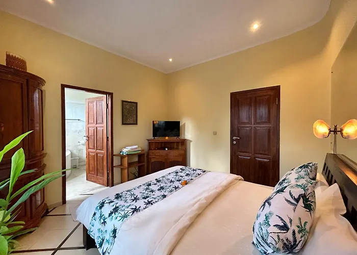 Villa Yauda - Charming 3br W/private Pool & Garden